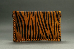 Véritable fait à la main recyclé imprimé Animal fourrure cuir femmes pochette élégant trapu arc-en-ciel couleur multi-usage sac à main ATM porte-carte portefeuilles - Product Image 3