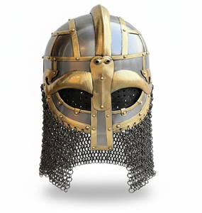 Casco de acero liso con protector facial puntiagudo, ranura de visión horizontal y orificios de ventilación dispersos. Disponible al por mayor. - Product Image 5