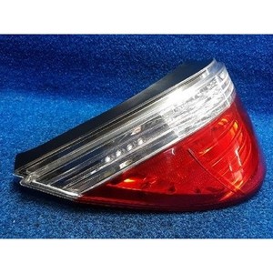 Support de lampe arrière gauche d'occasion OEM 7361881 pour BMW Série 5 2007-2012 - Product Image 3