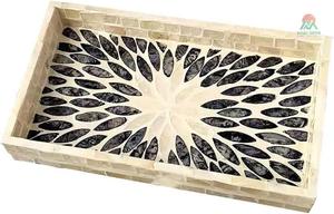 Plateau rond en rotin avec incrustation de nacre, plateau de service décoratif en osier avec base en bois, plateaux paniers tissés - Product Image 2