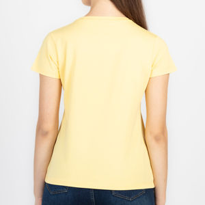 Camiseta de Mujer a la Moda 2026, Hecha con la Mejor Tela Transpirable, Camiseta de Mujer para Venta en Línea, Camiseta Estampada para Mujer - Product Image 3