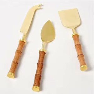 ชุดมีดชีสสแตนเลสพรีเมียม ใบมีดคม ชุดอุปกรณ์ตัดชีส ชุดเสิร์ฟในครัว อุปกรณ์เตรียมอาหาร - Product Image 6