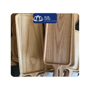 Bandeja de Madera Pulida de Grado Comercial, Ecológica y Duradera, Marca Glory Phan de BLUE LOTUS FARM, para Uso en Restaurantes, No Apta para Lavavajillas - Product Image 1