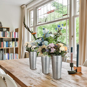 Seau à fleurs vintage galvanisé de 12 pouces, vase à fleurs en métal, seau de style campagnard français, jardinière en métal, vases floraux en métal - Product Image 6