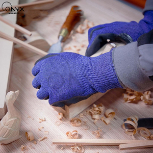 Gants de travail résistants aux coupures, ajustement confortable, légers et durables, compatibles avec les écrans tactiles, pour une sécurité accrue. - Product Image 5