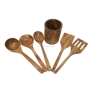 ชุดช้อนไม้รักษ์โลก อุปกรณ์ครัวสำหรับทำอาหาร ทานอาหาร แคมป์ปิ้ง ทนทาน ทำจากไม้ธรรมชาติ เครื่องครัวแฟชั่น งานฝีมือ TFC - Product Image 1