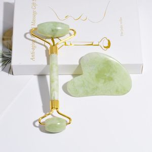 Set di Rullo di Giada e Gua Sha in Confezione Regalo di Altri Oggetti Artigianali in Cristallo - Product Image 2