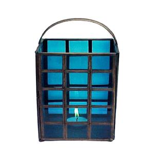 Diseño de lujo Tealight Lantern Decoración de jardín Forma cuadrada Metal y vidrio Tealight Lantern - Product Image 1