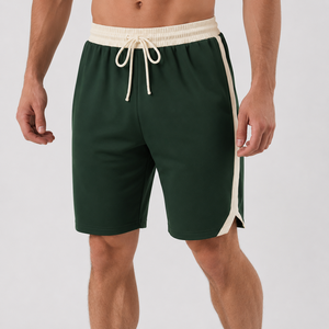 Shorts de sport pour hommes personnalisés en gros, avec bande latérale contrastante et cordon de serrage, pour le fitness, le jogging et l'entraînement - Product Image 1