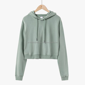 Ventes en gros de hauts courts pour femmes de style classique personnalisés, sweats à capuche et sweat-shirts personnalisés pour femmes - Product Image 3