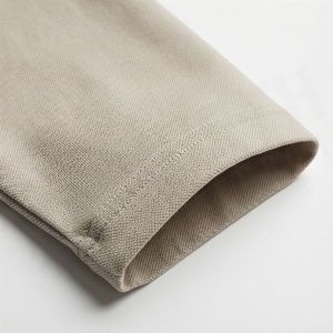 Vente en gros de polos pour hommes sur mesure avec logo imprimé, nouveau design, couleur unie, tissu tricoté, fabriqué au Pakistan - Product Image 6