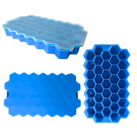 Bacs à glaçons en silicone en forme de nid d'abeille à 37 trous avec couvercle Bac à glaçons en silicone multicolore