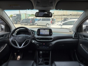 Tucson SUV 2020 Blanco Usado, Turbo Diésel, Automático, Asientos de Cuero, Pantalla Táctil, 5 Puertas, Ideal para la Ciudad, Auto de Segunda Mano Coreano - Product Image 3