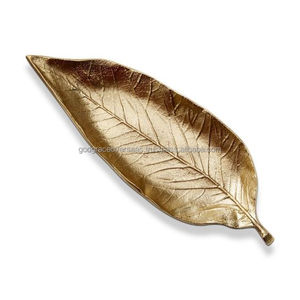 Plateau de service de Noël en métal Plateau décoratif en métal festif Plateau en métal sur le thème de Noël Noël fabriqué par Dieu Grace Overseas - Product Image 6