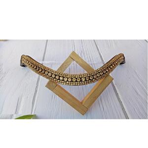 Fronture de luxe en cuir avec triple rangée de strass dorés pour bride de cheval, équipement d'équitation - Product Image 2