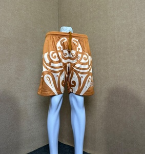 Short de plage marron pour hommes, maillot de bain avec cordon de serrage, taille élastique, motif tribal - Product Image 1