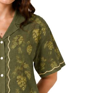 Camisa de Manga Corta con Estampado Floral Verde Oliva para Mujer, Blusa Informal de Verano de Algodón con Cuello y Botones, Tops de Moda Personalizados OEM - Product Image 4