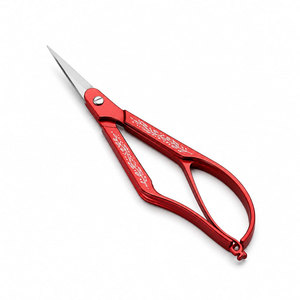 Ciseaux de barbier rouges en acier inoxydable, lame tranchante, pour droitiers, pliables, légers, outil de coupe pour coiffure et couture - Product Image 2