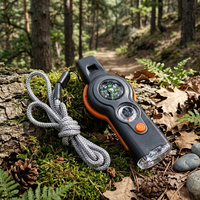 Sifflet de survie d'urgence 7-en-1, boussole multifonctionnelle d'extérieur avec lumière LED, thermomètre et sifflet plus puissant