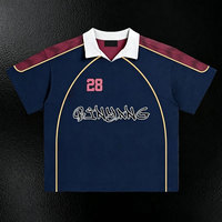 Maßgeschneiderte Streetwear Fan-Version Retro Fußballtrikot Sublimationsdruck Logo Grafiken Umlegekragen 100% Baumwolle Herbst Sommer