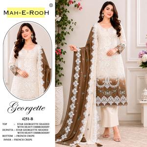 Presentando el traje pakistaní Star Georgette con relleno y bordados elaborados con lentejuelas y trabajo Khatli. Compre directamente del proveedor. - Product Image 3