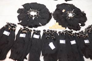 Vente en gros 100% Remy Raw Tape dans les extensions de cheveux 8 pouces-34 pouces Cheveux humains non traités - Product Image 5