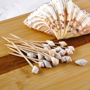 Brochettes en forme de coquillages, accessoires jetables de qualité supérieure pour la restauration et les boissons alcoolisées - Product Image 1