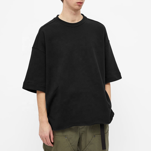 T-shirt en coton noir surdimensionné pour homme, col rond, manches courtes, couleur unie minimaliste, respirant, tricoté, coupe régulière, longueur normale - Product Image 4