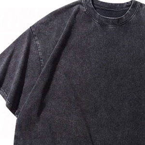 เสื้อยืดคอตตอนหนาน้ำหนักมากทรงโอเวอร์ไซส์สไตล์วินเทจ ยูนิเซ็กส์  แบบเรียบ  รับสกรีนโลโก้ OEM สตรีทแวร์ ทรงหลวม คุณภาพพรีเมียม แขนสั้น - Product Image 3