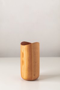 Ensemble d'organisateurs de salle de bain en bois avec porte-savon en résine, gobelet, plateau et porte-brosse à dents pour comptoir de salle de bain - Product Image 3