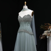 Robe de soirée Jancember LSZ299 en vert sauge cristallin, style sweetheart, coupe trapèze, avec écharpe