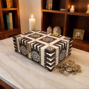 Boîte à bijoux rose en nacre incrustée de os, gravée, grande capacité, étanche et lavable au lave-vaisselle, prête à être expédiée – Offre Spéciale - Product Image 2