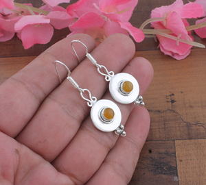 925 <b>Sterling</b> <b>Silver</b> Gold Plated Blue Lace Agate Vintage Disc Drop Earrings | Handcrafted Gemstone Dangle Earrings for Gift - Product Image 2