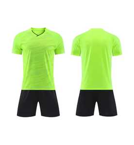 Uniforme de fútbol personalizado de alta calidad, 100% poliéster, uniforme de equipo en venta - Product Image 3