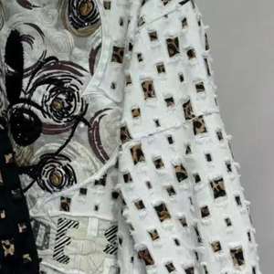 เสื้อยืดผู้ชายคุณภาพสูง ทรงโอเวอร์ไซส์ ผ้าคอตตอนหนา ซักย้อมสีแบบแอซิดวอช เสื้อยืดเปล่าสำหรับงานพิมพ์ลาย เสื้อยืดวินเทจสำหรับผู้ชาย - Product Image 3