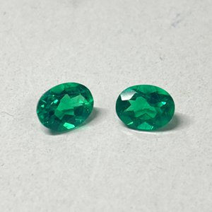 Precio al por mayor Zafiro colombiano hidrotermal suelto a granel, corte ovalado, esmeralda verde cultivada en laboratorio, zafiro Paraiba 6x8mm 7x9mm 8x10mm - Product Image 2