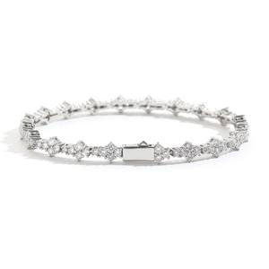 Nouveau design Bracelet Hip Hop en Moissanite Diamant Chaîne Cuban Link Bling Iced Out Bijoux pour Hommes et Femmes Disponible au Meilleur Prix - Product Image 1