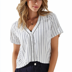 Camiseta Deportiva Corta de Béisbol Personalizada para Mujer, Camiseta de Béisbol de Manga Corta con Rayas para Mujer - Product Image 6