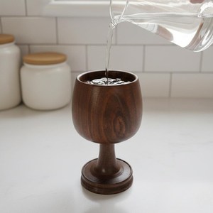 Copa de Vino de Madera Hecha a Mano, Taza Rústica para Beber y Herramienta de Servicio para Bar, Jarra de Madera Maciza para Pub, Restaurante y Hogar - Product Image 3