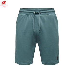 Shorts décontractés pour hommes, nouveau design, fabriqués avec un tissu léger et doux, conçus pour des mouvements confortables par temps chaud. - Product Image 1