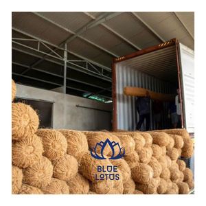 TRENDING <b>NOW</b> Coir Log For Slope Stabilization And Water Channel Protection Clean Coconut Fiber Product - Product Image 1