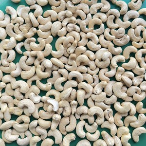 High Quality Raw Cashew Kaju <b>Nuts</b> Ww180 W320 Vietnam Customized Packaging - Product Image 1