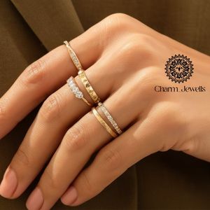 แหวนหมั้นเพชรโมอิสซาไนต์ทรงคุชชั่นชุบทองคำ 22k เงินสเตอร์ลิง Charm_Jewells ประดับเพชรแบบหนามเตย รับรองโดย IGI น้ำหนัก 3 กรัม สำหรับทั้งชายและหญิง - Product Image 5