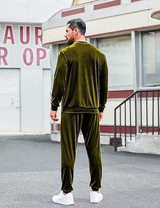 Ensemble décontracté 2 pièces pour homme en velours, pull à manches longues et col rond, pantalon de survêtement en velours à taille élastique - Product Image 5