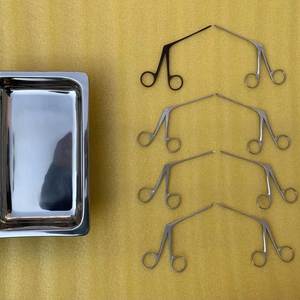 Kit d'instruments chirurgicaux micro-auriculaires pour tympanoplastie avec boîte, pince chirurgicale ORL durable et réglable pour bovins et caprins - Product Image 3