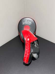 Mitaines de boxe personnalisées en cuir courbées pour l'entraînement et le sparring MMA Muay Thai Kickboxing - Product Image 3