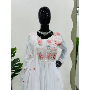 Conjunto Elegante de Top-Pent XL de Chifón para Fiestas, con Shrug y Dupatta, para Ocasiones Especiales - Product Image 3