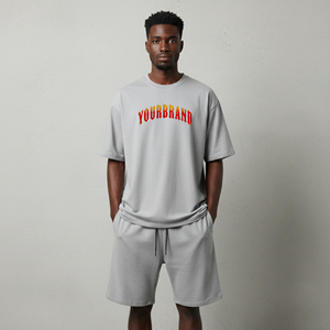 Camiseta de cuello redondo y corte holgado, 100% algodón grueso de 210 g/m², ecológica, de secado rápido, con logo impreso en DTF personalizado y conjunto de 2 piezas de pantalones cortos para hombre. - Product Image 3