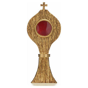 Relicario de latón elegante dorado con centro rojo y cruz superior, forma tradicional de rayos de sol, decoración interior para el hogar, regalos para bautizo y iglesia. - Product Image 3