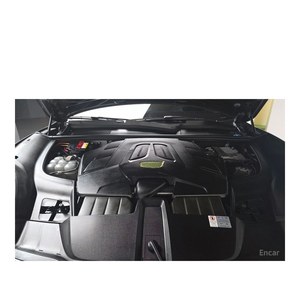 Porsche Cayenne 3.0 2024 avec boîte automatique, 68 920 km, sièges en cuir, caméra de recul, conduite à gauche - Product Image 6